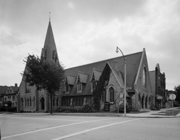 Photograph of Milwaukee's First Unitarian Society. Established in 1892, it is the faith's oldest gathering space. 