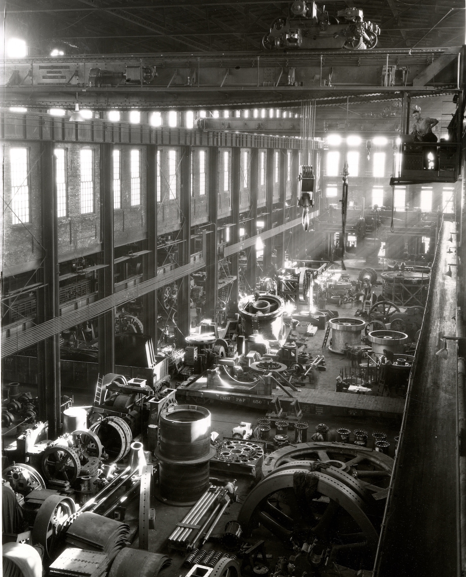 Photograph of an Allis-Chalmers work bay taken in 1930.