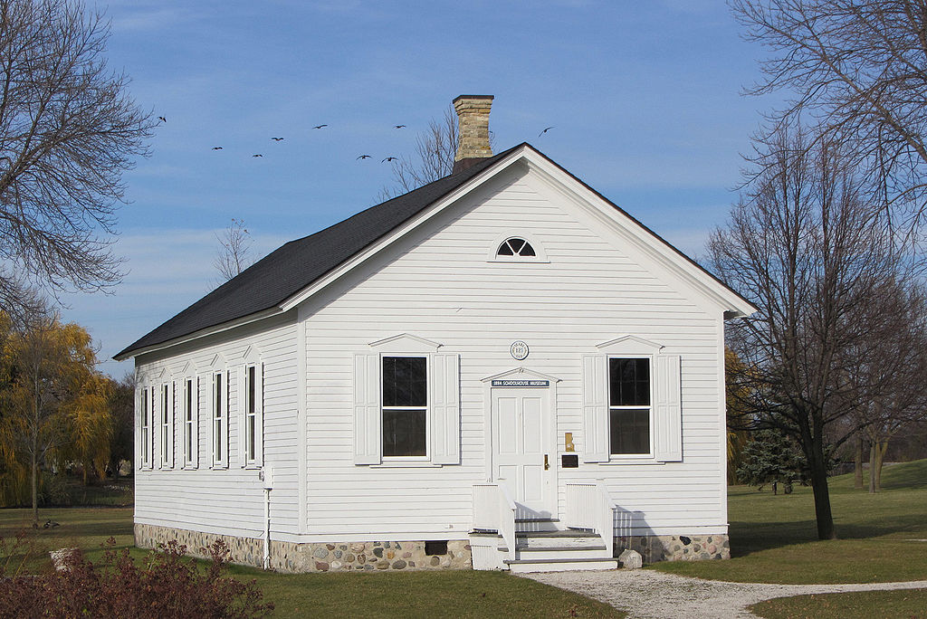 The Little White Schoolhouse in Brown Deer is the only remaining intact one-room schoolhouse in Milwaukee County. Built in 1884, it is now managed by the Brown Deer Historical Society and hosts a local history museum.