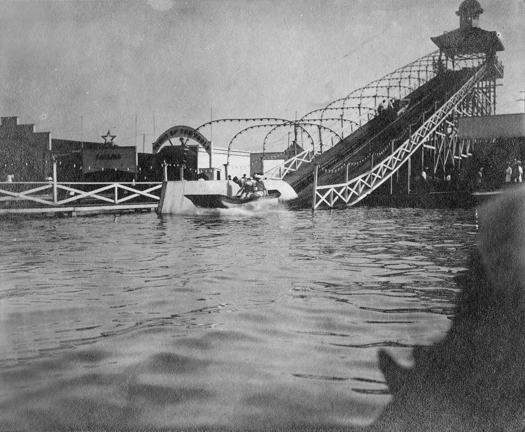 The Wonderland park in Shorewood featured a "Shoot the Chutes," an attraction where passengers rode a flat-bottomed boat down a flume into a lagoon. 